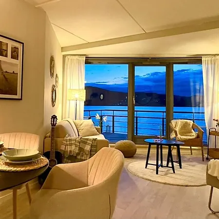 Διαμέρισμα Waterfront Apartment, Balcony, Beach, Near Oslo