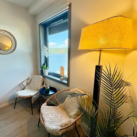 Waterfront Apartment, Balcony, Beach, Near Oslo Διαμέρισμα Askjer