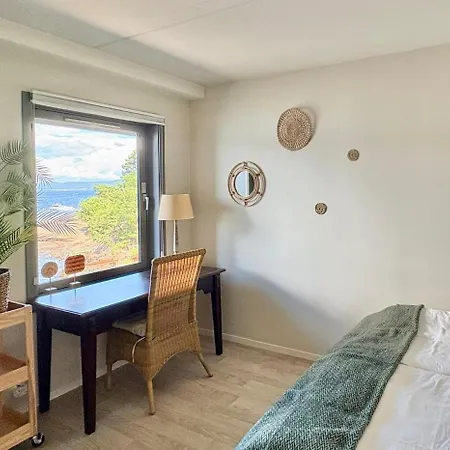 Waterfront Apartment, Balcony, Beach, Near Oslo Apartman