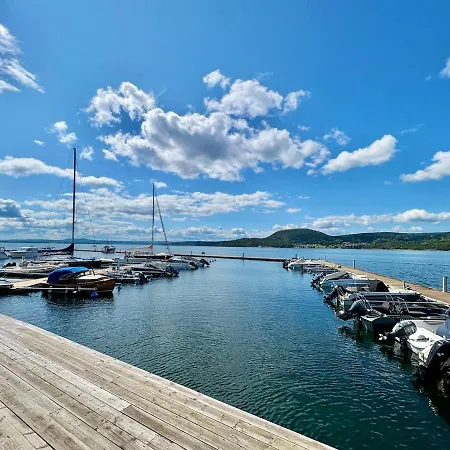 Waterfront Apartment, Balcony, Beach, Near Oslo Apartman